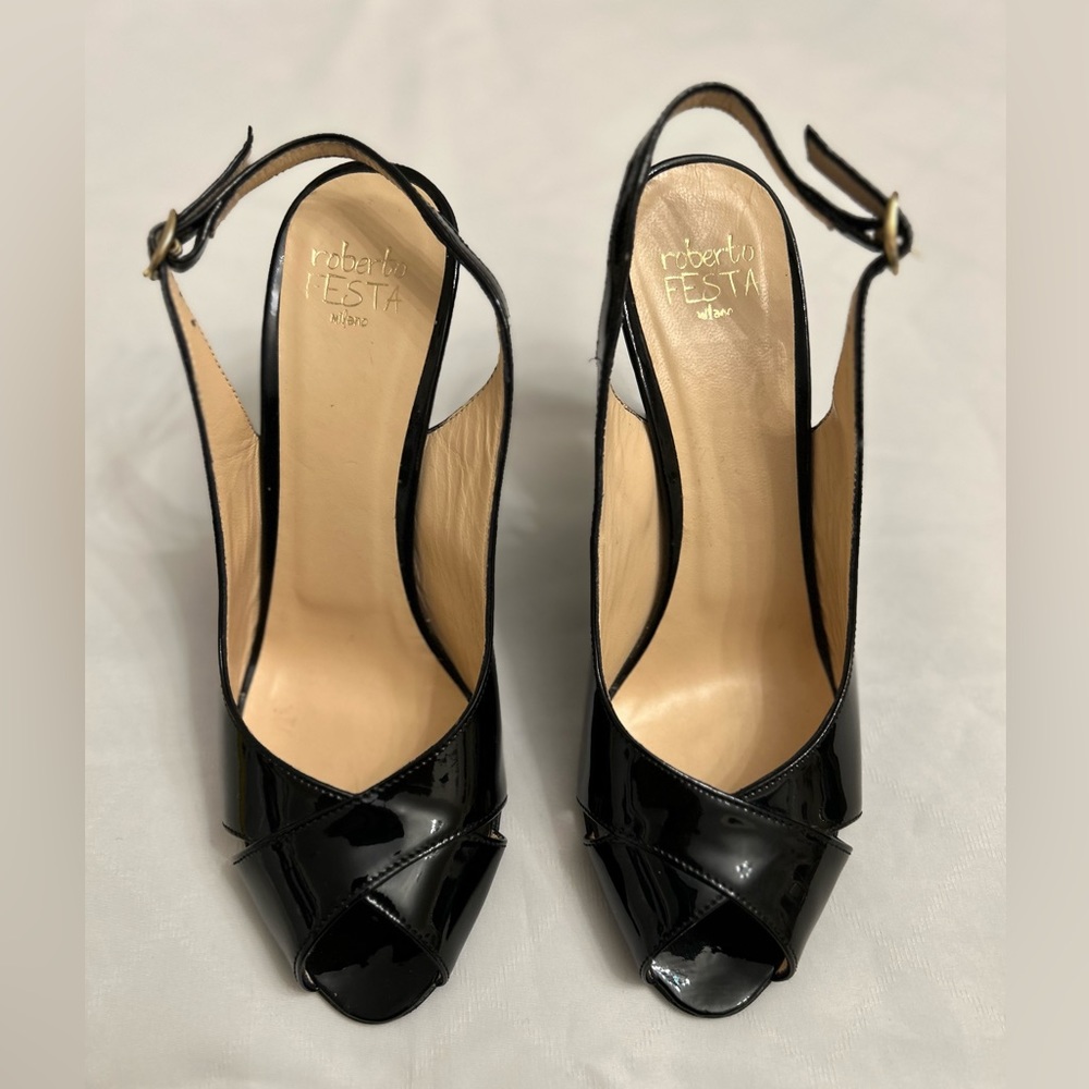New Roberto Festa patent leather slim back heels Size 7/38